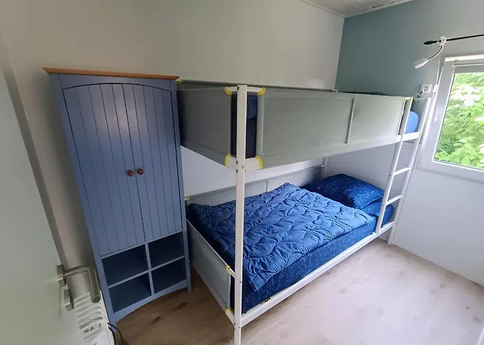 Relax Cozy Dirkshorn